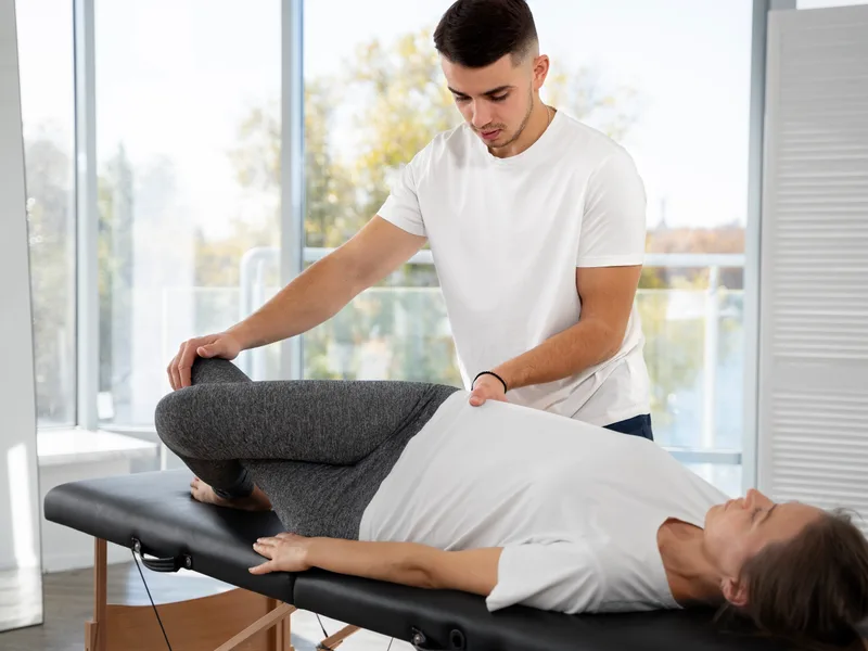 The Creek Chiropractic & Wellness treating hip pain in Battle Creek