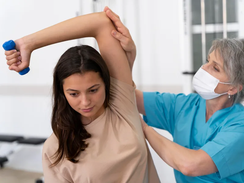 The Creek Chiropractic & Wellness treating rotator cuff injury in Battle Creek